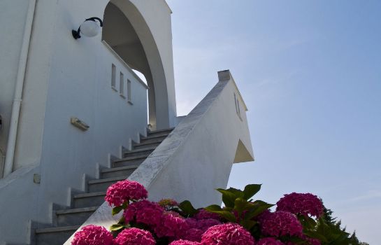 Theo Bungalows