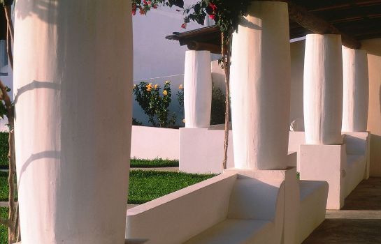 Capofaro Malvasia and Resort