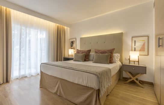 Zafiro Bahia Aparthotel