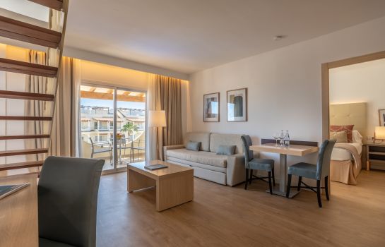 Zafiro Bahia Aparthotel