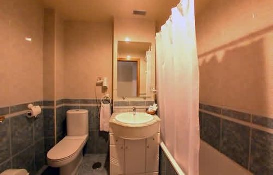 AAS International Suites