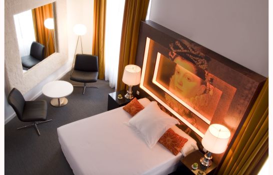 Room Mate Laura Design Hotel