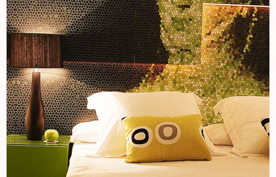 Room Mate Laura Design Hotel