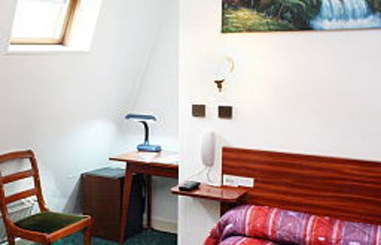 TROYON HOTEL