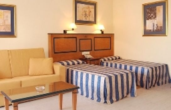 Pyr Fuengirola Aparthotel