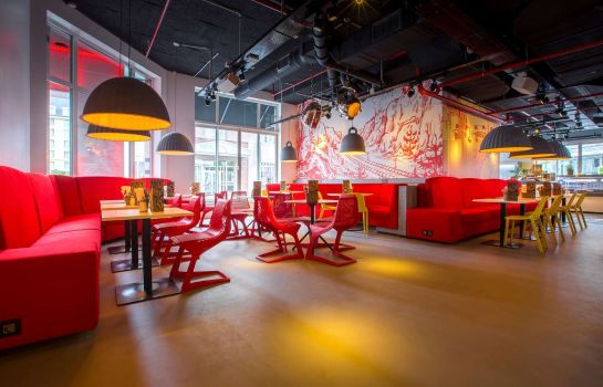 Brussels Radisson Red Hotel