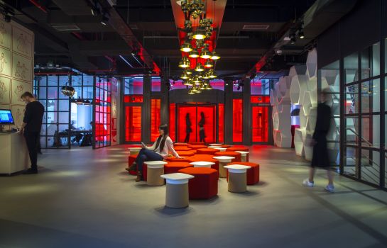 Brussels Radisson Red Hotel