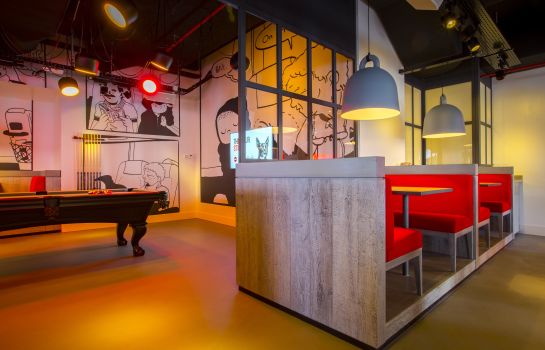 Brussels Radisson Red Hotel