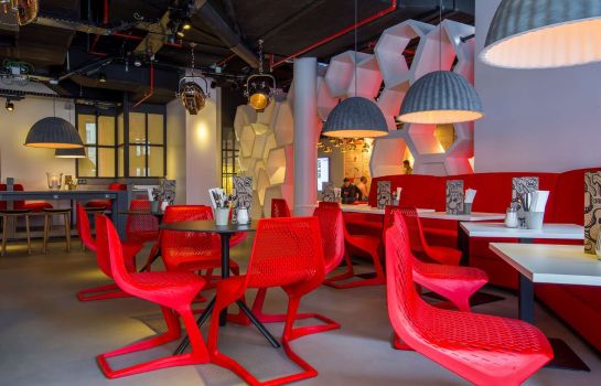 Brussels Radisson Red Hotel