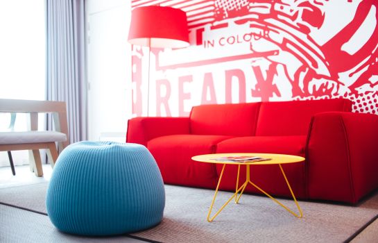 Brussels Radisson Red Hotel