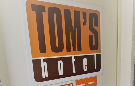 Toms Gay Hotel