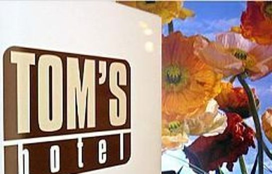 Toms Gay Hotel