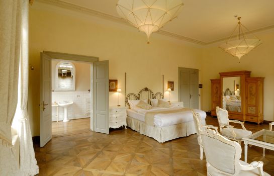 Chateau Mcely
