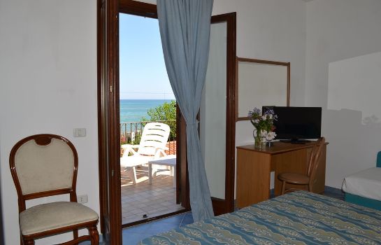 Albergo Residence Villa a Mare