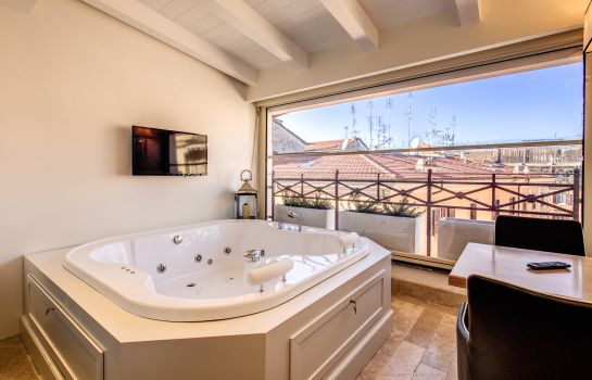 Hotel Domus Mea