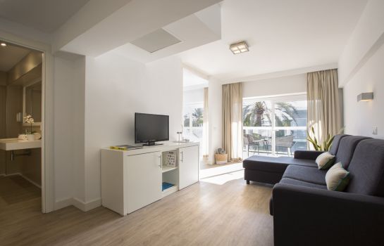 Las Gaviotas Suites Hotel & Spa