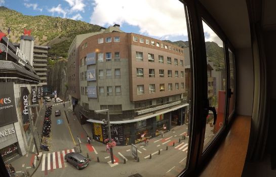 Somriu Hotel City M28