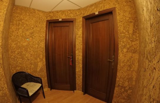 Somriu Hotel City M28