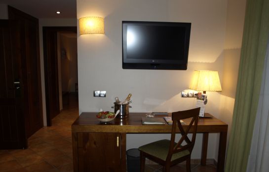 Magic Canillo Resort