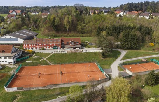 Hotel &Tennis Riederhof