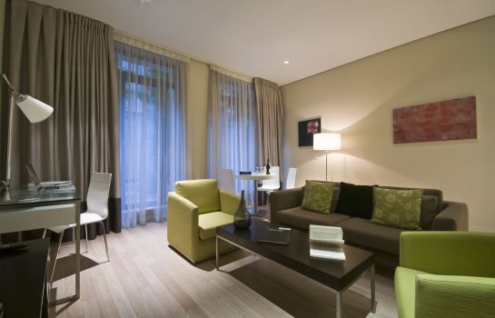 B-Aparthotel Grand' Place
