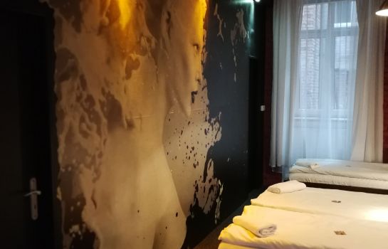 Hotel Trio
