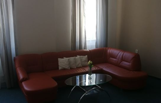 Hotel Trio