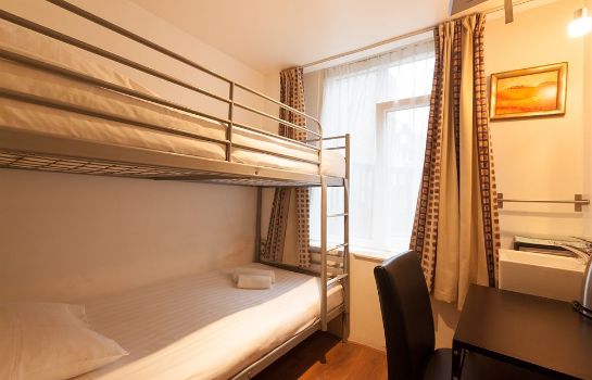 Townhouse Hotel