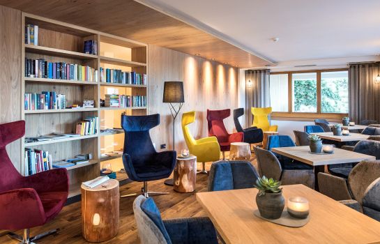 Christof Hotel