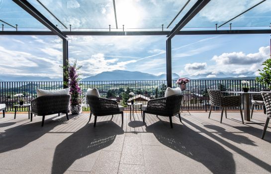 Christof Hotel