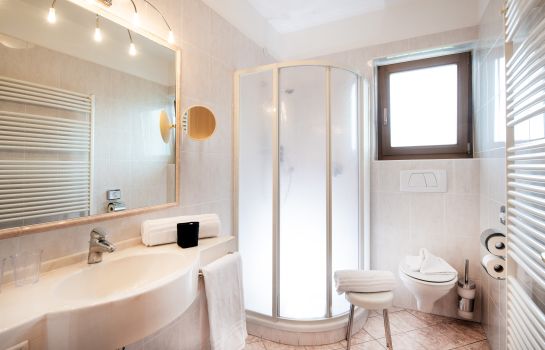 Christof Hotel