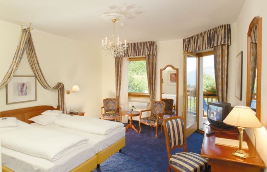 Christof Hotel