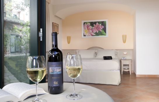 Villa Angiolina Guesthouse Relais