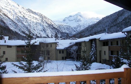Chalet Alpina Hotel & Apartments