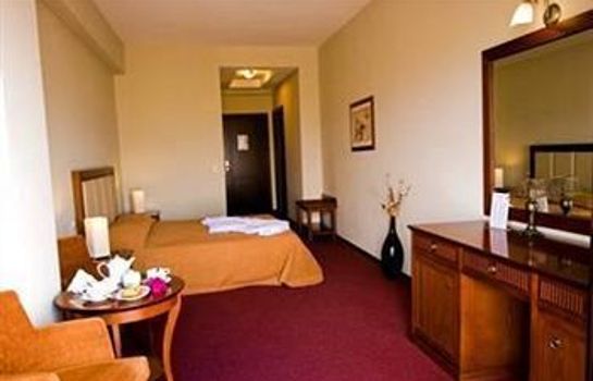 Heaven Hotel
