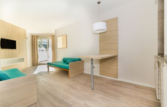 Eix Lagotel Apartamentos