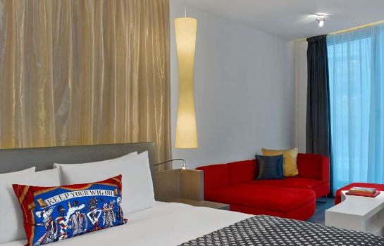 W London - Leicester Square View of room
