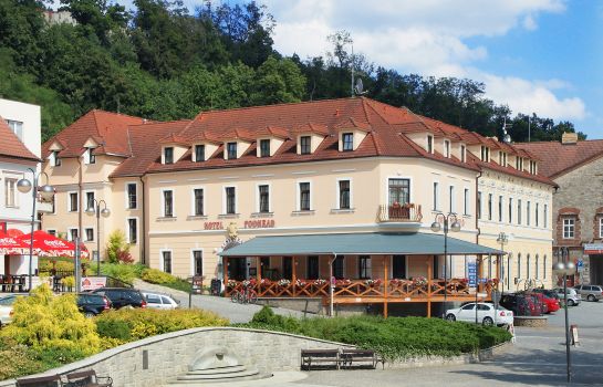 Podhrad