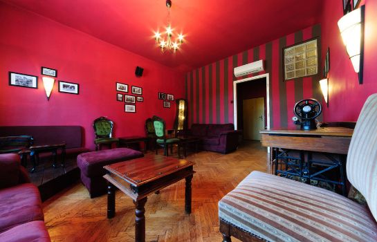 Hostel Blues