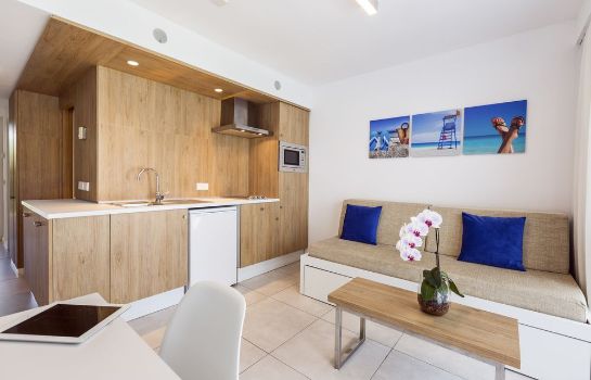 Apartamentos Playas Cas Saboners