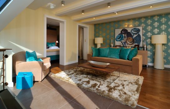 La Prima Fashion Hotel
