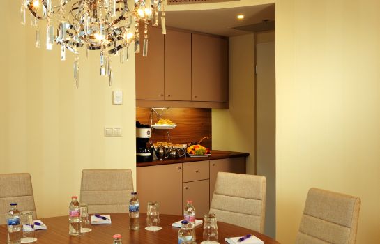 La Prima Fashion Hotel