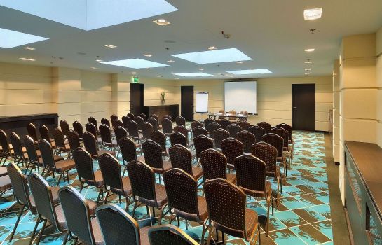 La Prima Fashion Hotel