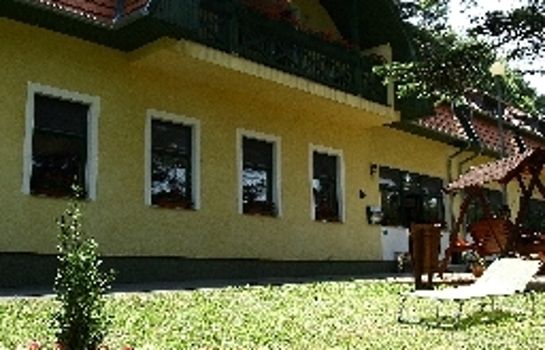 Apát Hotel and Restaurant
