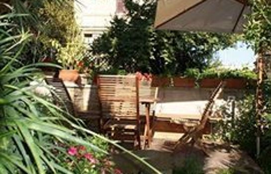 Palm Gallery Hotel