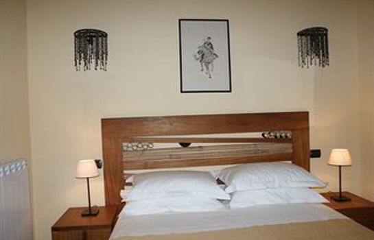 Palm Gallery Hotel
