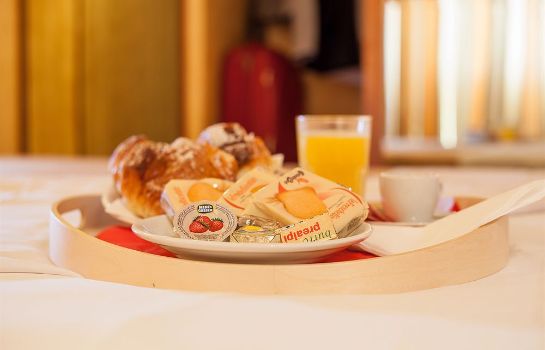 Hotel Pomezia