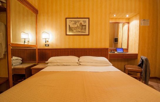 Hotel Pomezia