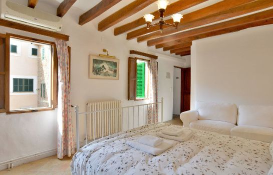 Can Busquets Hotel de Interior