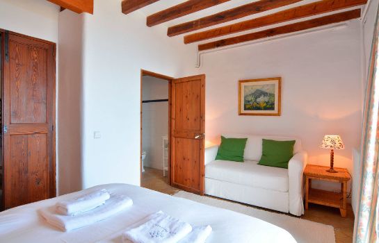Can Busquets Hotel de Interior
